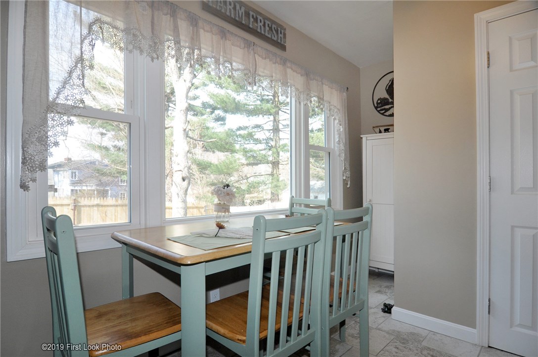 195 Arnold Road Coventry, RI 02816 - Photo 10 of 25