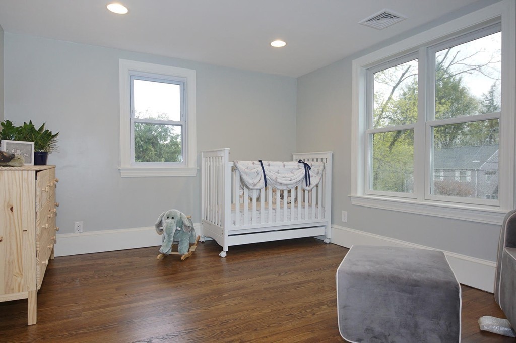 85 Longfellow Road Newton, MA 02462 - Photo 18 of 29 Gallery Image 18