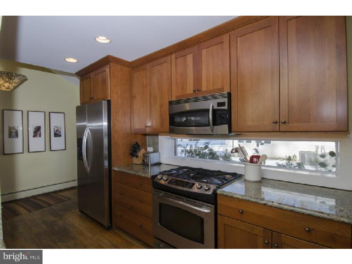 512 Askin Road Wayne, PA 19087 - Photo 7 of 25