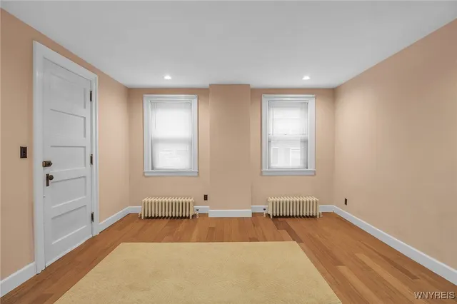 $1,200 | 530 Linwood Avenue, Buffalo, NY 14209