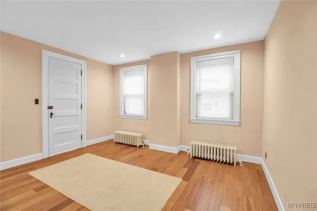 $1,200 | 530 Linwood Avenue, Buffalo, NY 14209