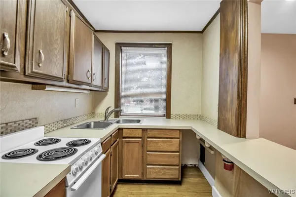 $1,200 | 530 Linwood Avenue, Buffalo, NY 14209