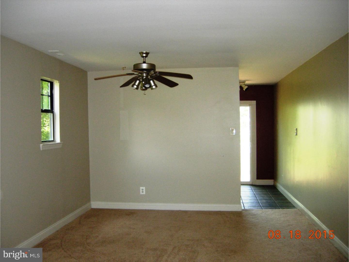 20 Hampton Gate Drive Sicklerville, NJ 08081 - Photo 3 of 9