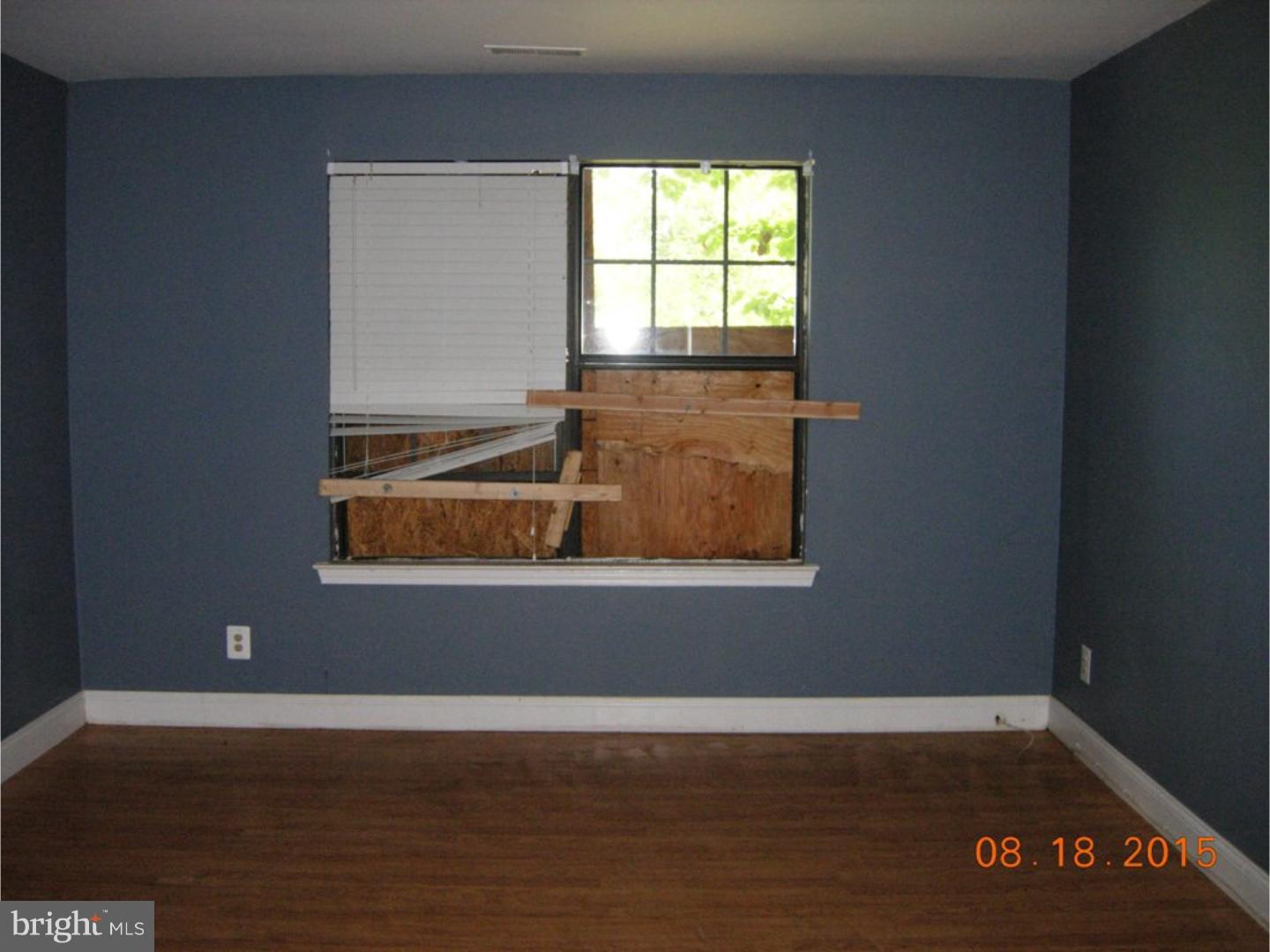 20 Hampton Gate Drive Sicklerville, NJ 08081 - Photo 8 of 9