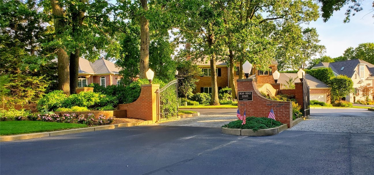 7 Oak Tree Lane Cranston, RI 02920 - Photo 30 of 32 Entrance to Dean Ridge Estates for the discriminating Buyer