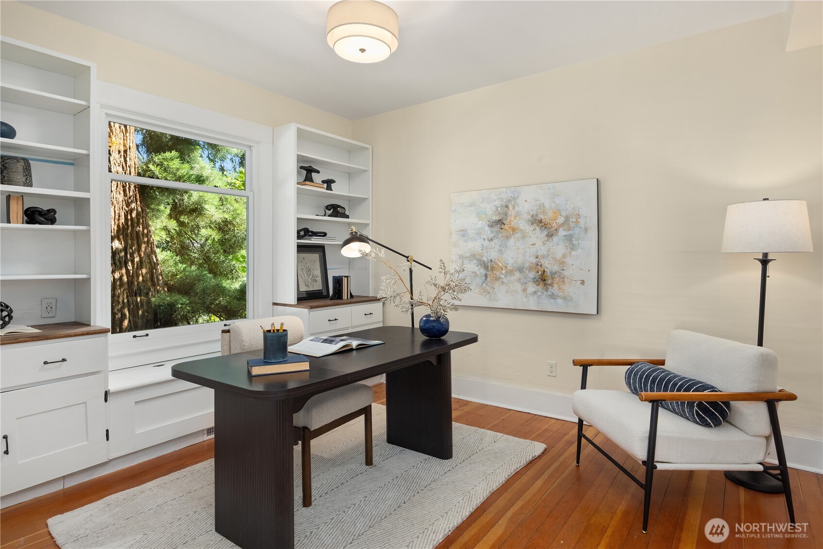 907 Northeast 72nd Street Seattle, WA 98115 - Photo 9 of 39