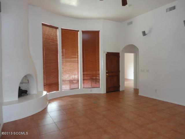22 Ranchos Del Rio Court Rio Rico, AZ 85648 - Photo 3 of 10