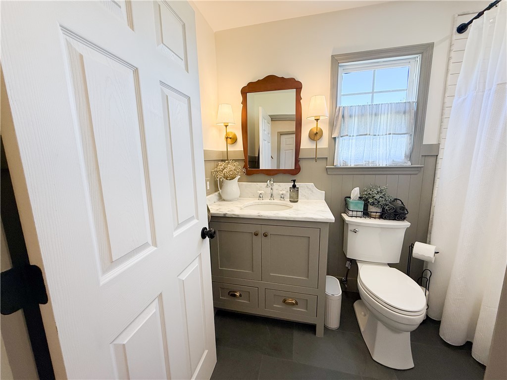 6050 Cross Anchor Road Enoree, SC 29335 - Photo 15 of 49