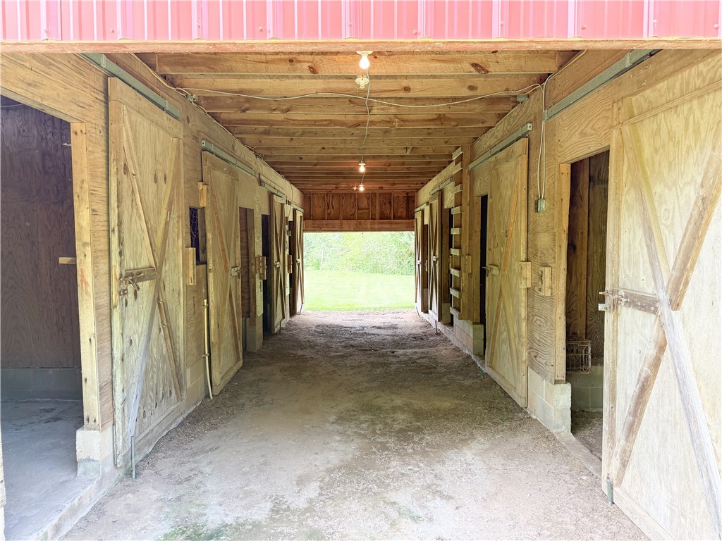 6050 Cross Anchor Road Enoree, SC 29335 - Photo 34 of 49