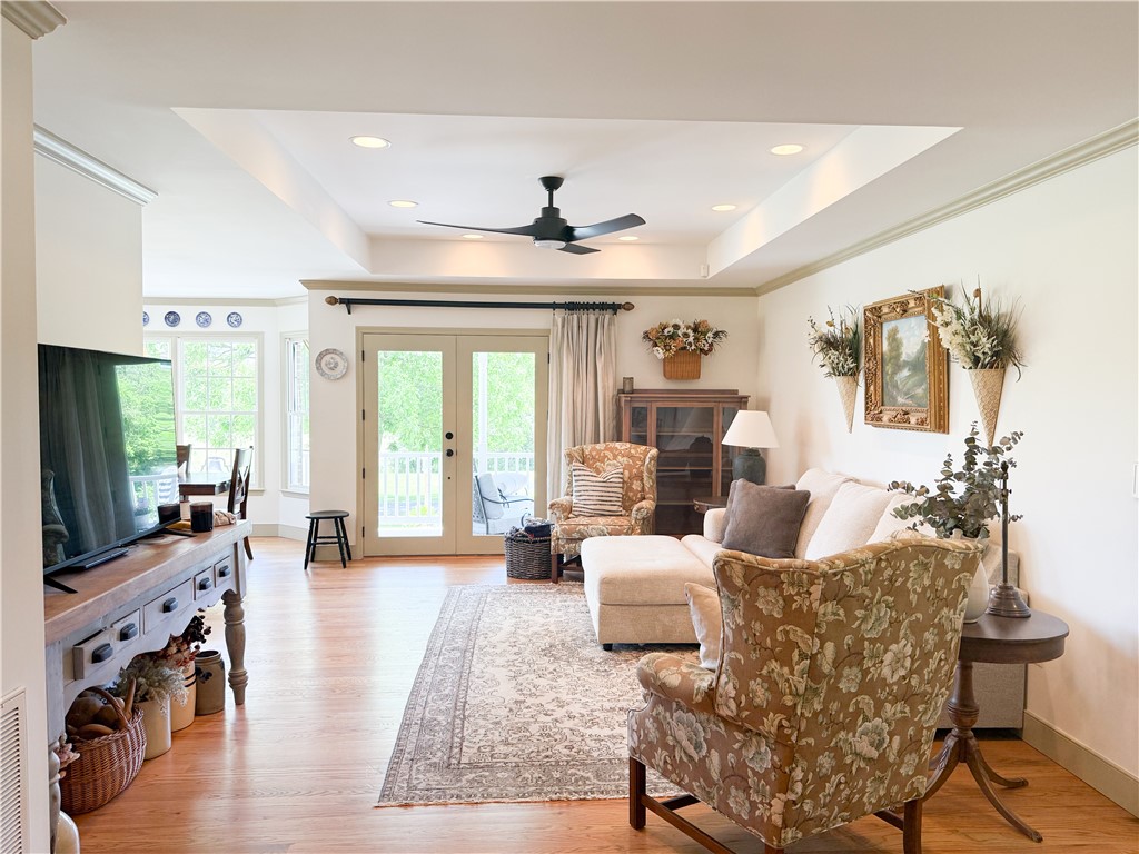 6050 Cross Anchor Road Enoree, SC 29335 - Photo 5 of 49