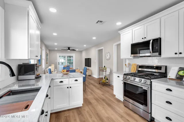 $542,900 | 17 Meadowbrook Road, Brick, NJ 08723