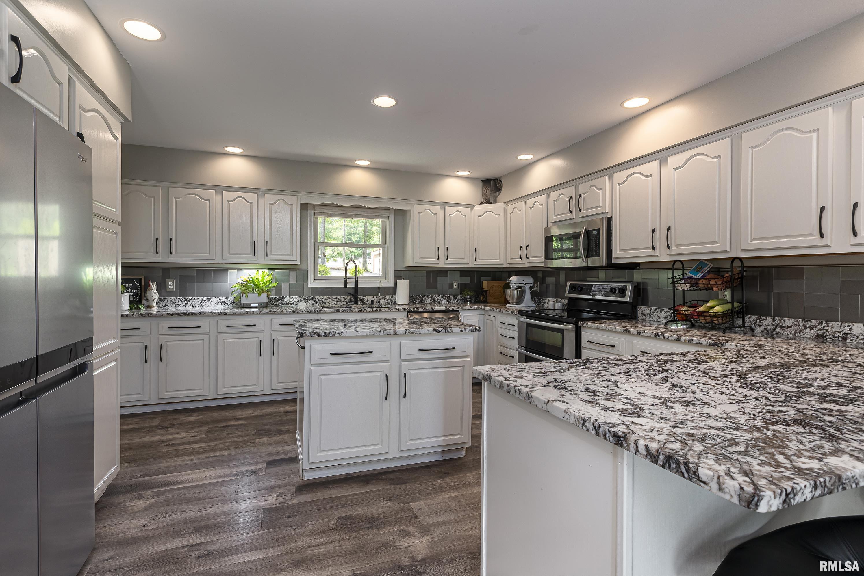 100 Raven Lane Goreville, IL 62939 - Photo 10 of 41