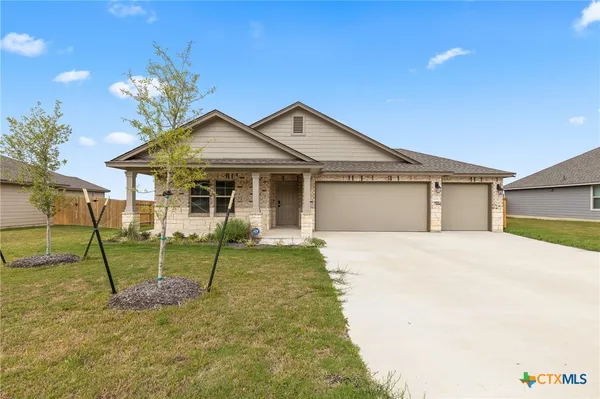 $287,000 | 121 Ayla Marie Drive, Copperas Cove, TX 76522
