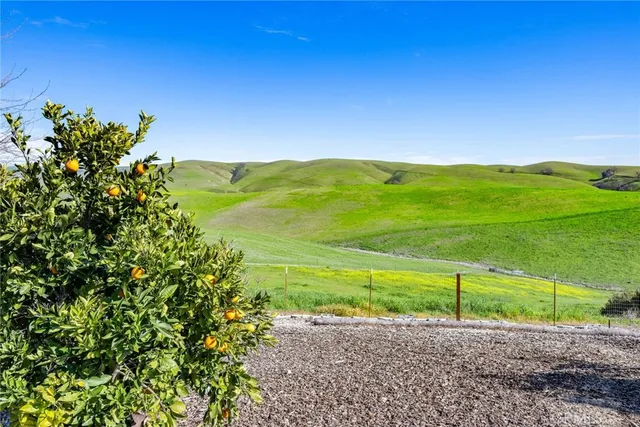 $850,000 | 5925 Sweetie Lane, San Miguel, CA 93451