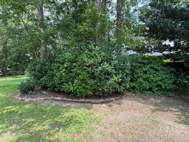 $295,000 | 882 Maili Place, Diamondhead, MS 39525