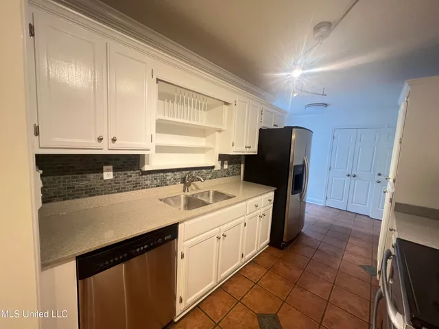 $295,000 | 882 Maili Place, Diamondhead, MS 39525