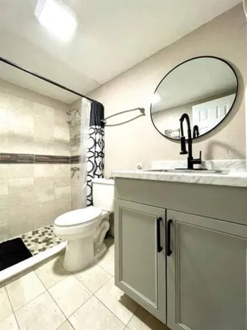 $1,800 | Undisclosed Address, Orlando, FL 32806