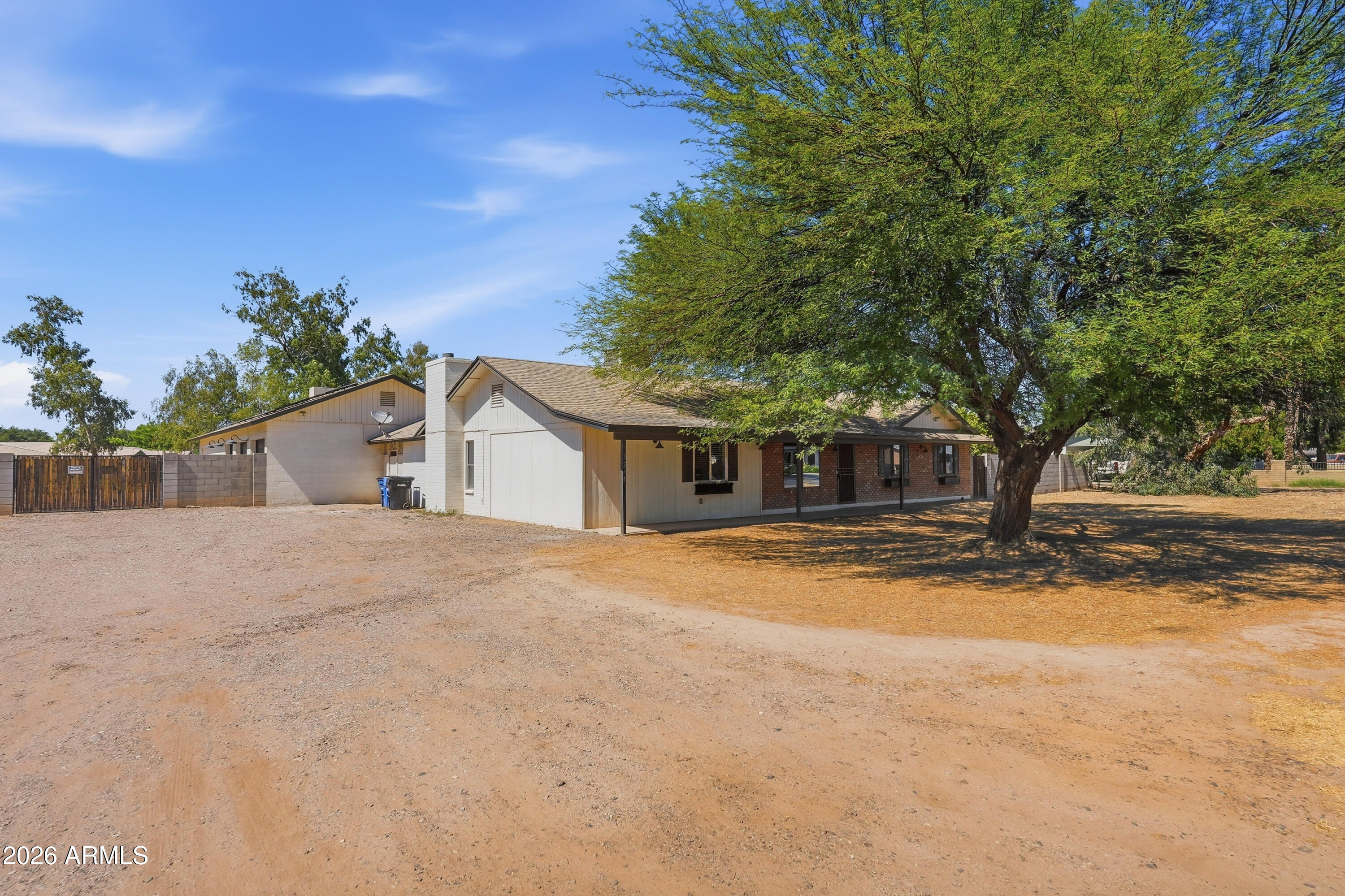 2266 East Willis Road Gilbert, AZ 85297 - Photo 42 of 95