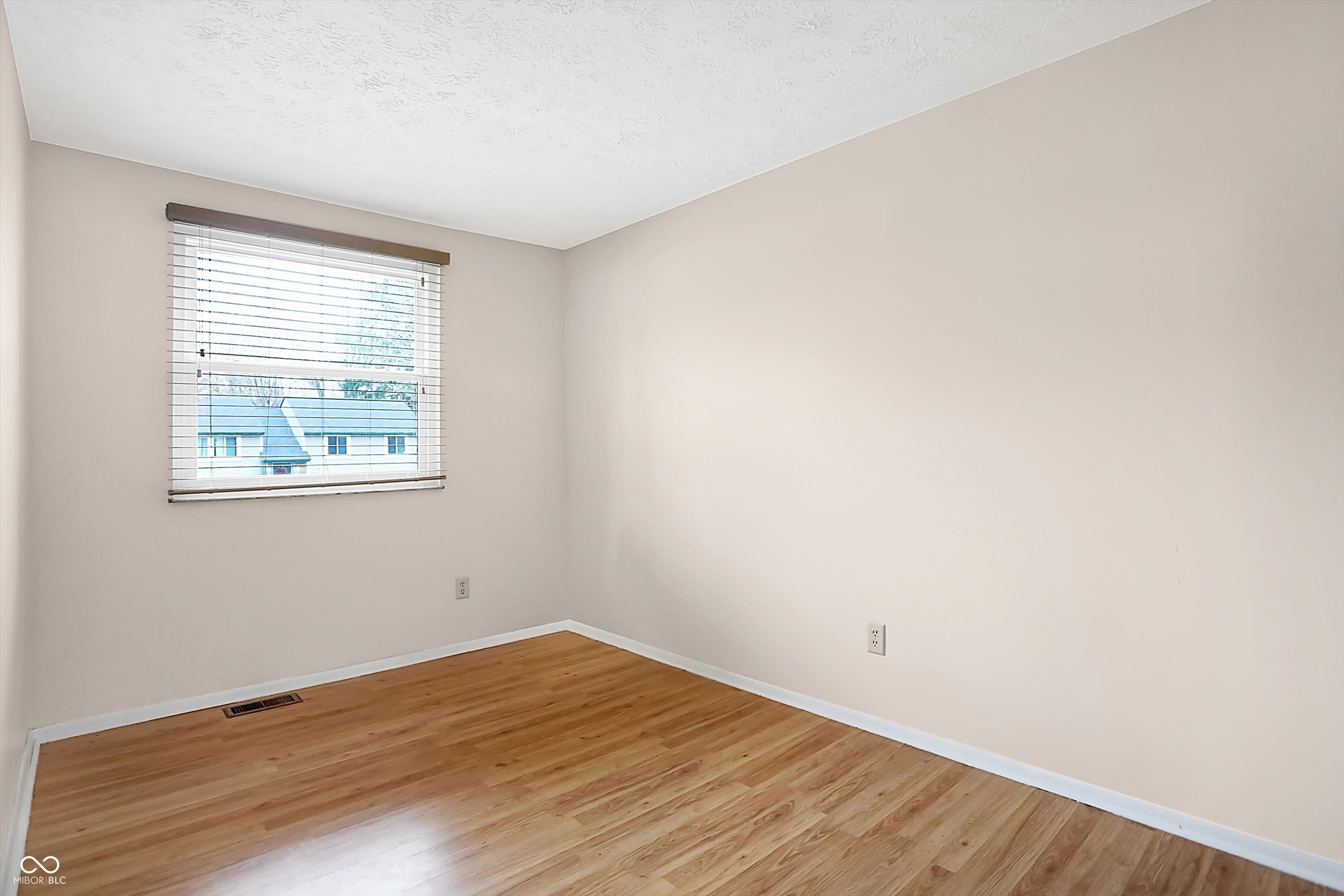 1124 Commission Road Greenwood, IN 46142 - Photo 23 of 42 Gallery Image 23