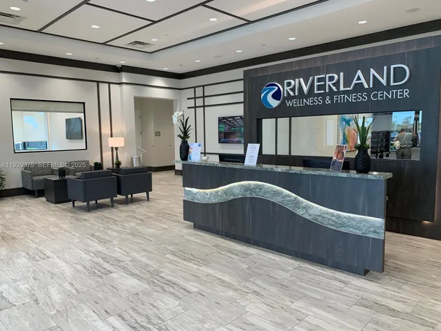 $864,488 | 11051 Southwest Ivory Springs Lane, Port St. Lucie, FL 34987