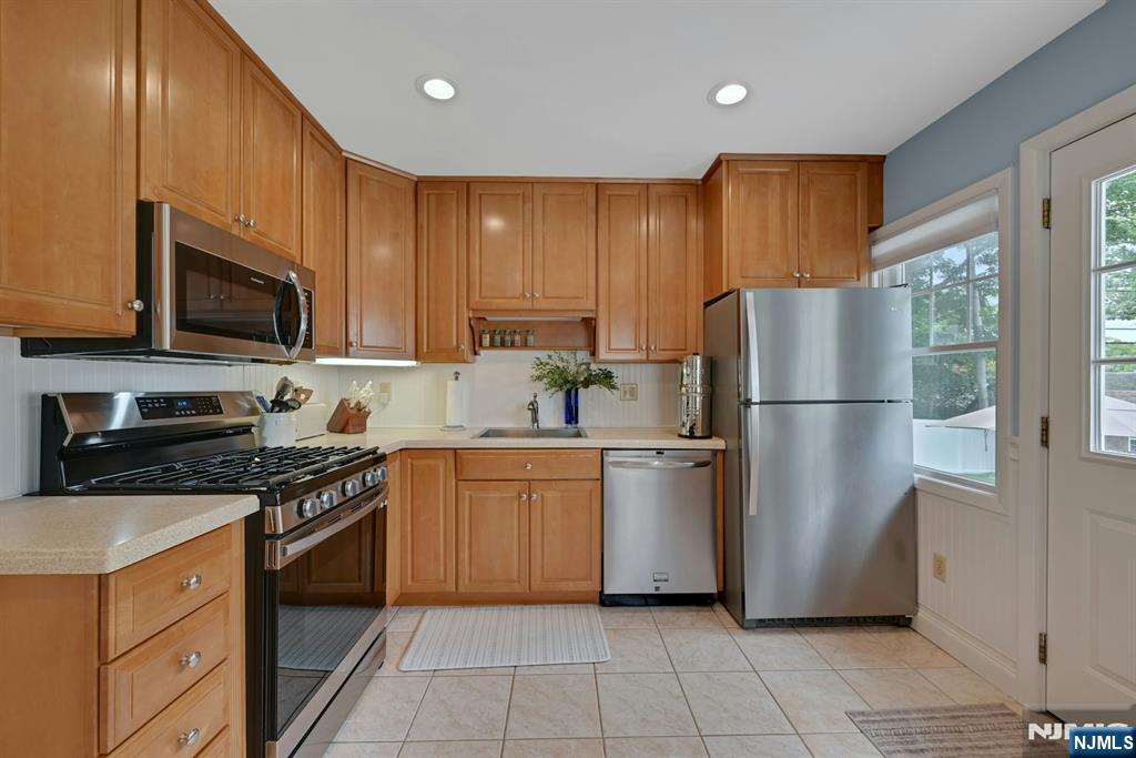 58 Ramapo Road West Milford, NJ 07421 - Photo 14 of 37 Gallery Image 14