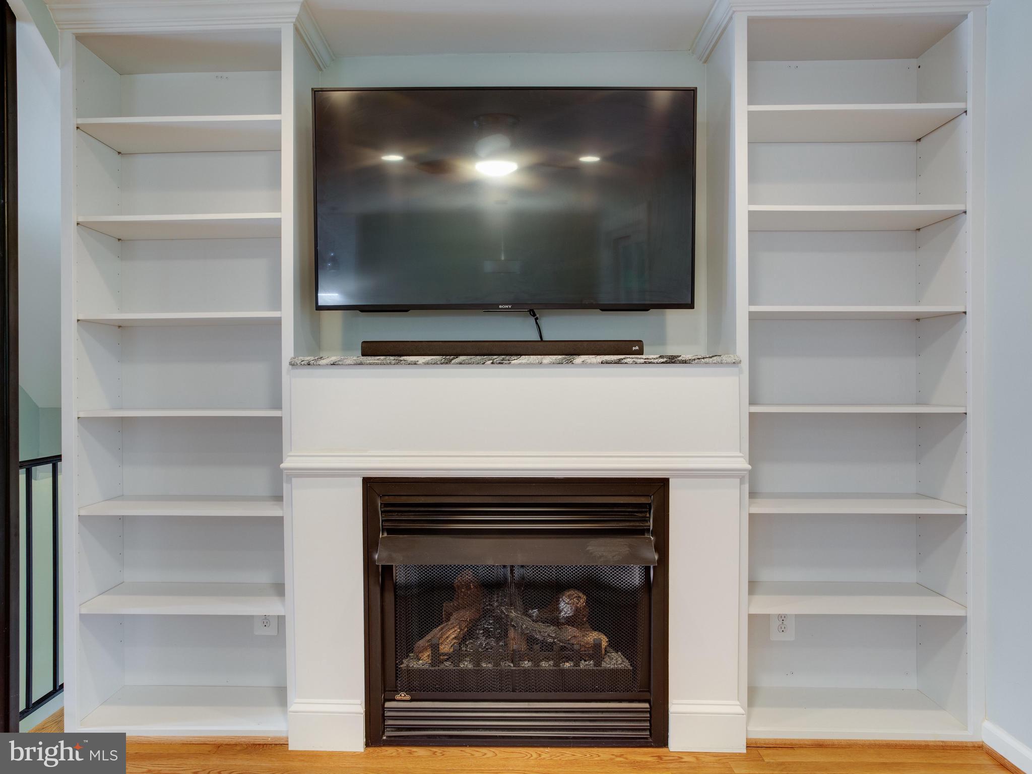 802 Ware Street Southwest Vienna, VA 22180 - Photo 12 of 57 Gallery Image 12