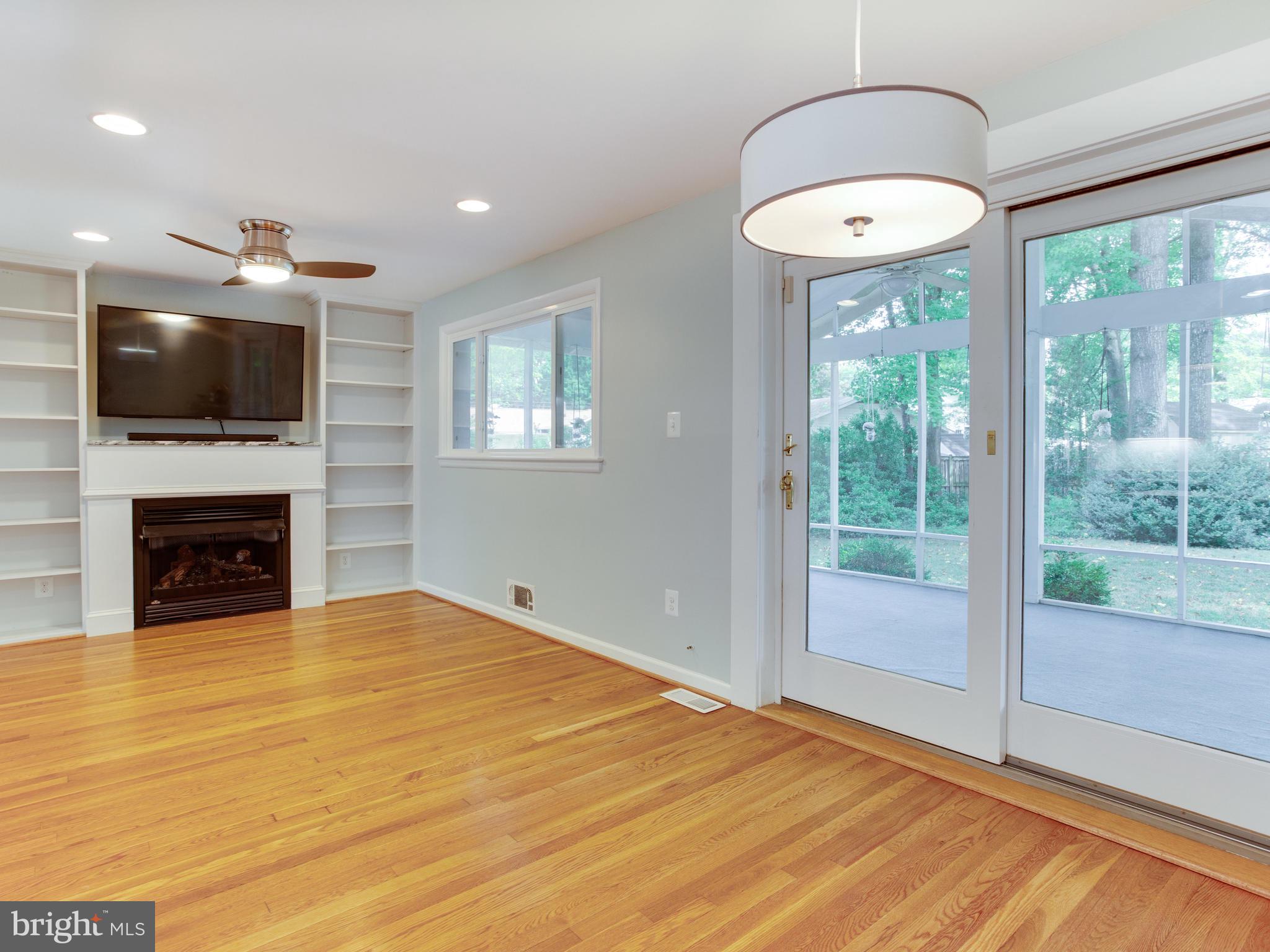 802 Ware Street Southwest Vienna, VA 22180 - Photo 13 of 57 Gallery Image 13