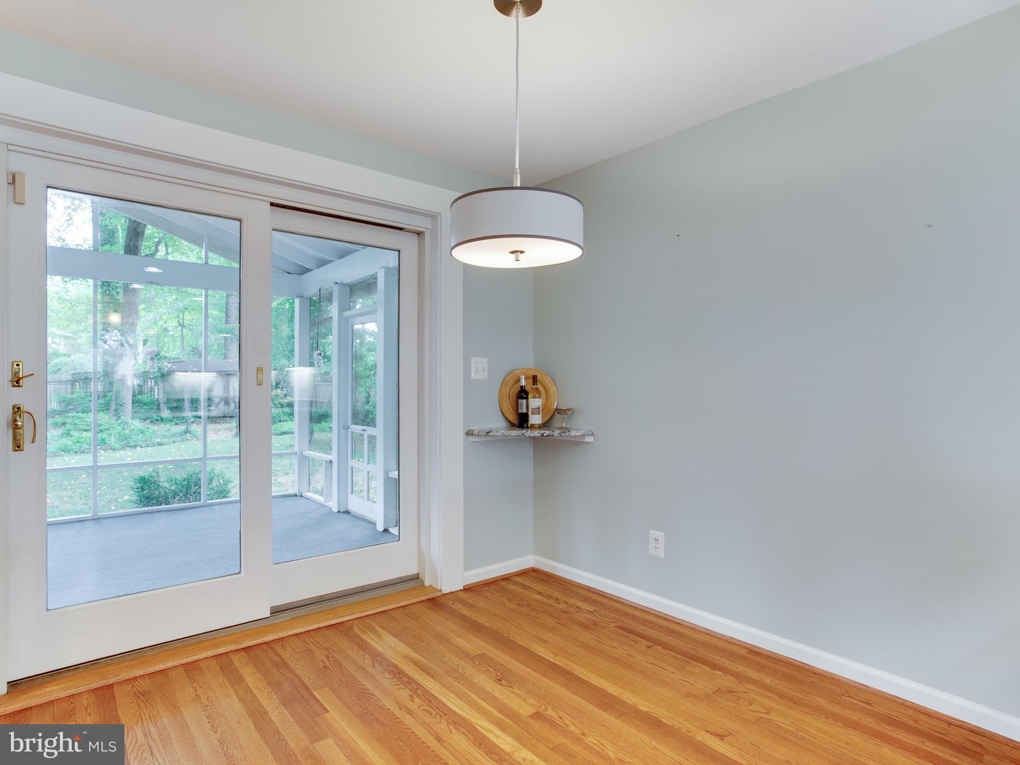 802 Ware Street Southwest Vienna, VA 22180 - Photo 14 of 57 Gallery Image 14