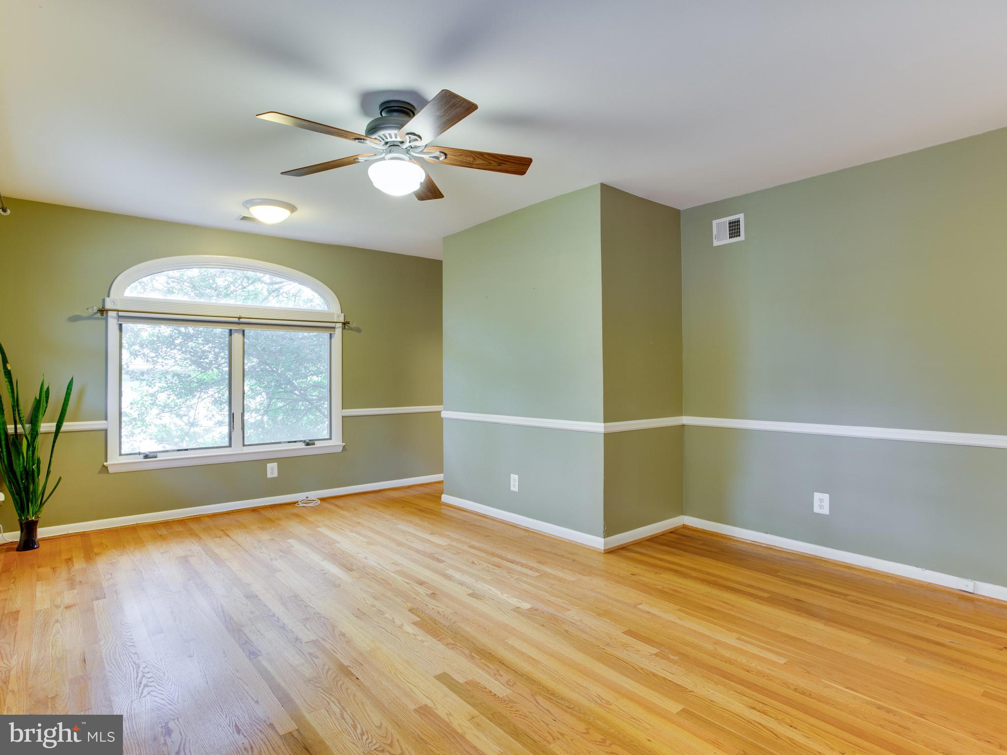 802 Ware Street Southwest Vienna, VA 22180 - Photo 34 of 57 Gallery Image 34