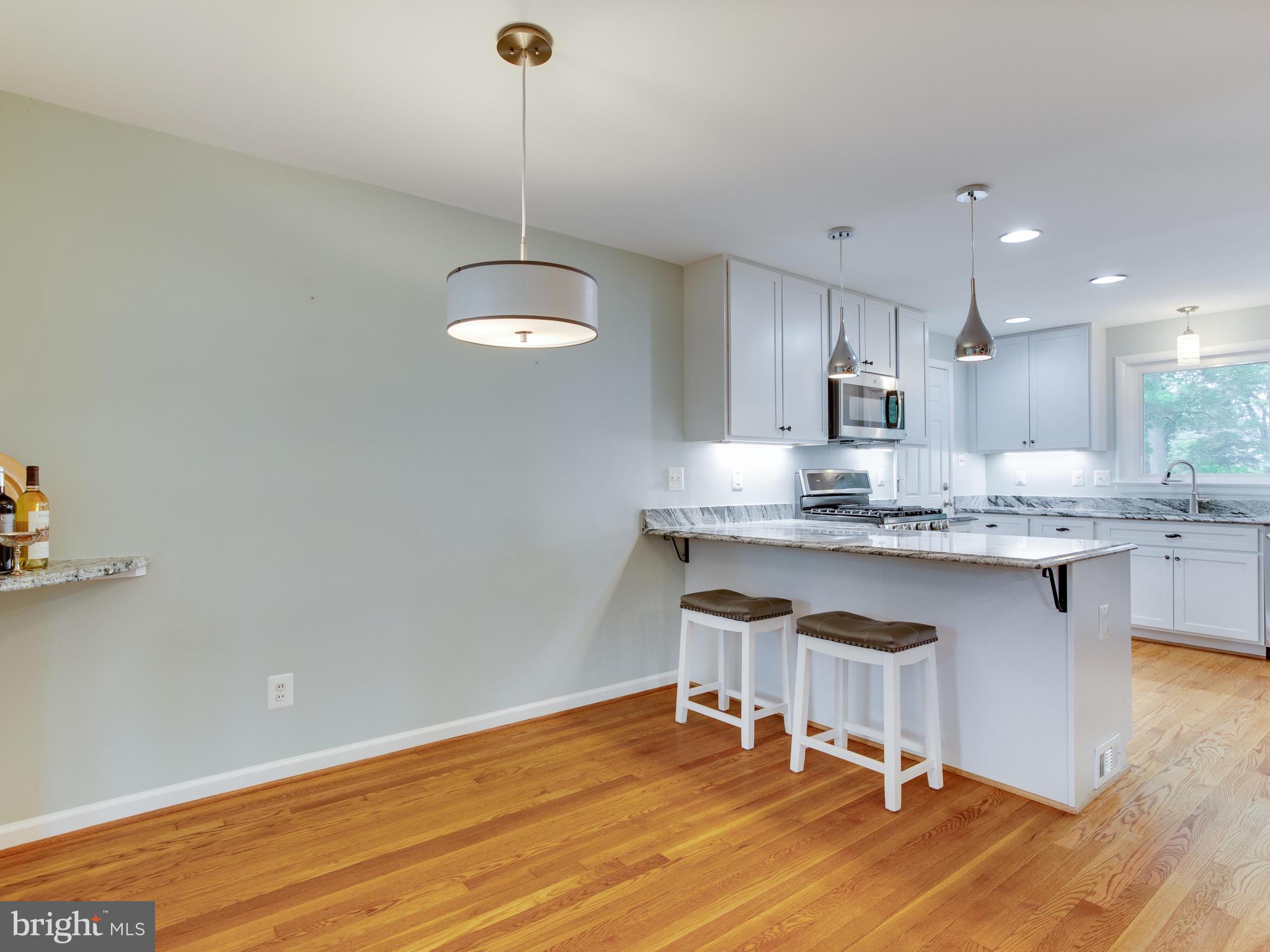 802 Ware Street Southwest Vienna, VA 22180 - Photo 10 of 57 Gallery Image 10