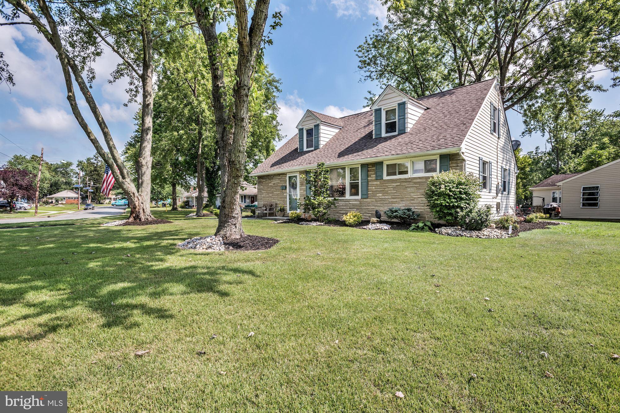 19 Randolph Road West Deptford, NJ 08096 - Photo 26 of 30 Front yard with mature trees & landscaping.