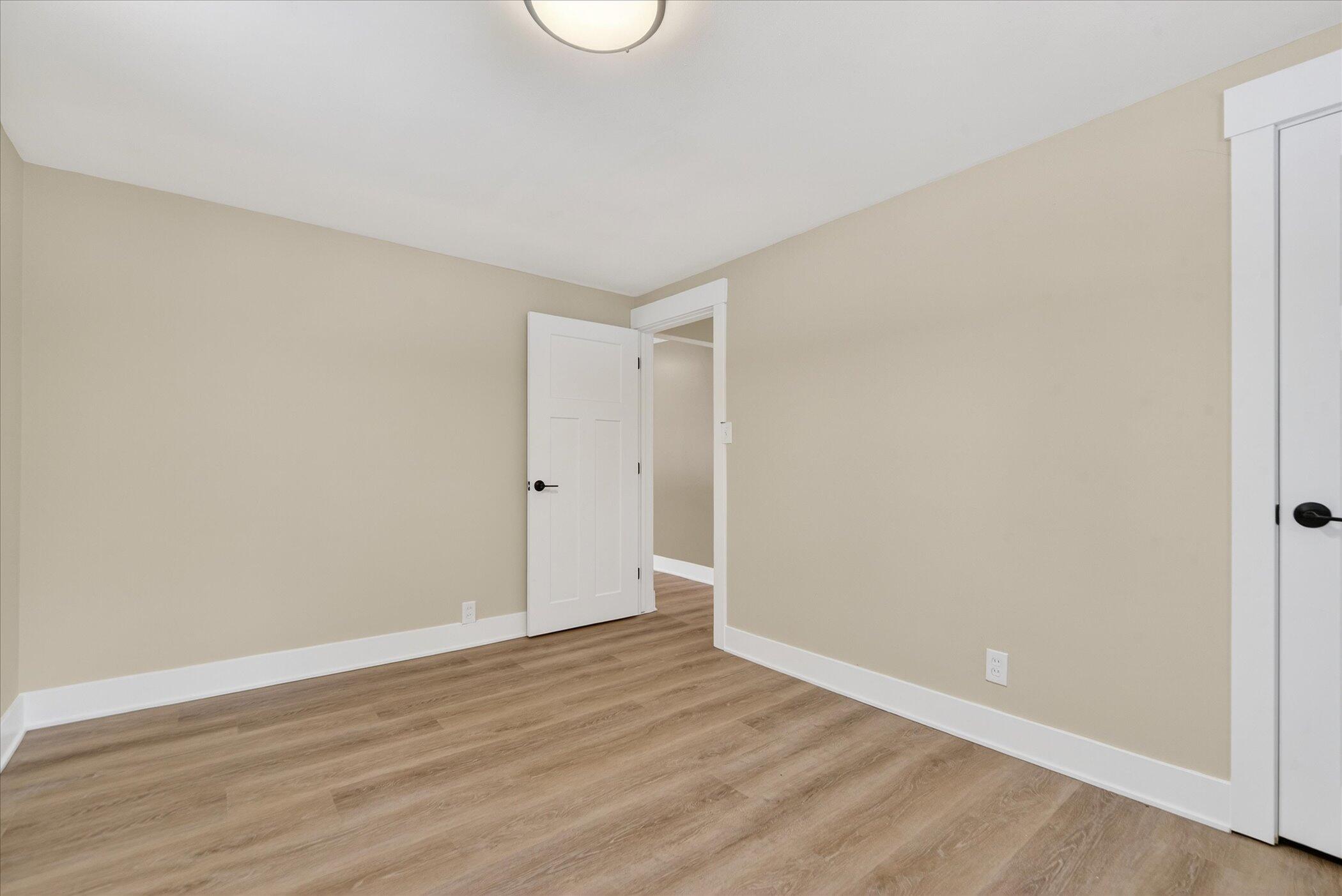 2370 Raby Road East Lansing, MI 48823 - Photo 12 of 21 14-2370 Raby Rd-WindowStill-Photography