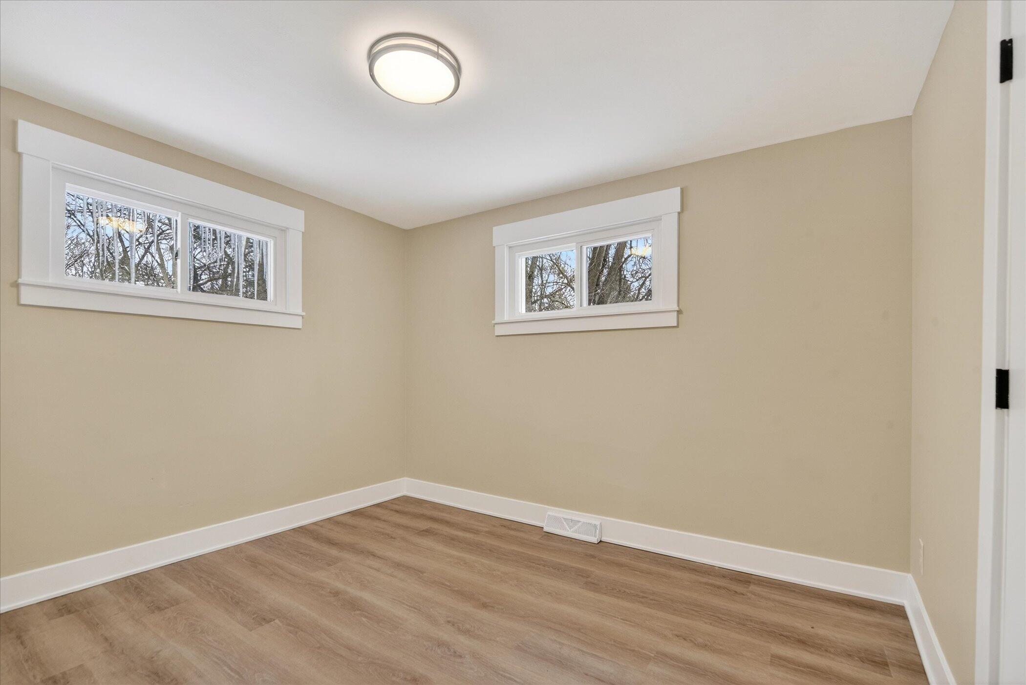 2370 Raby Road East Lansing, MI 48823 - Photo 13 of 21 15-2370 Raby Rd-WindowStill-Photography