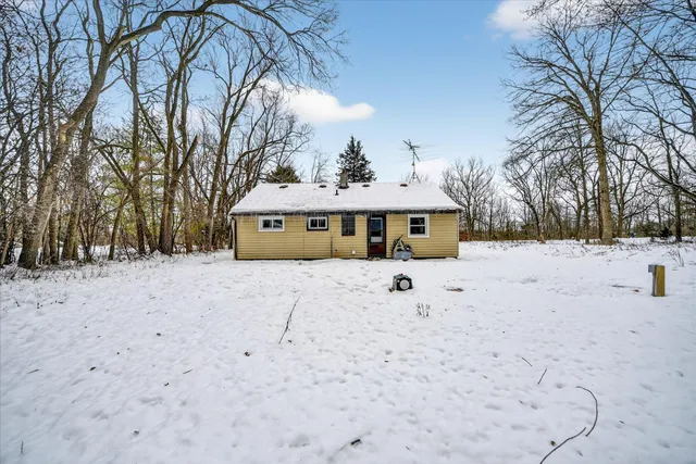 $199,900 | 2370 Raby Road, East Lansing, MI 48823