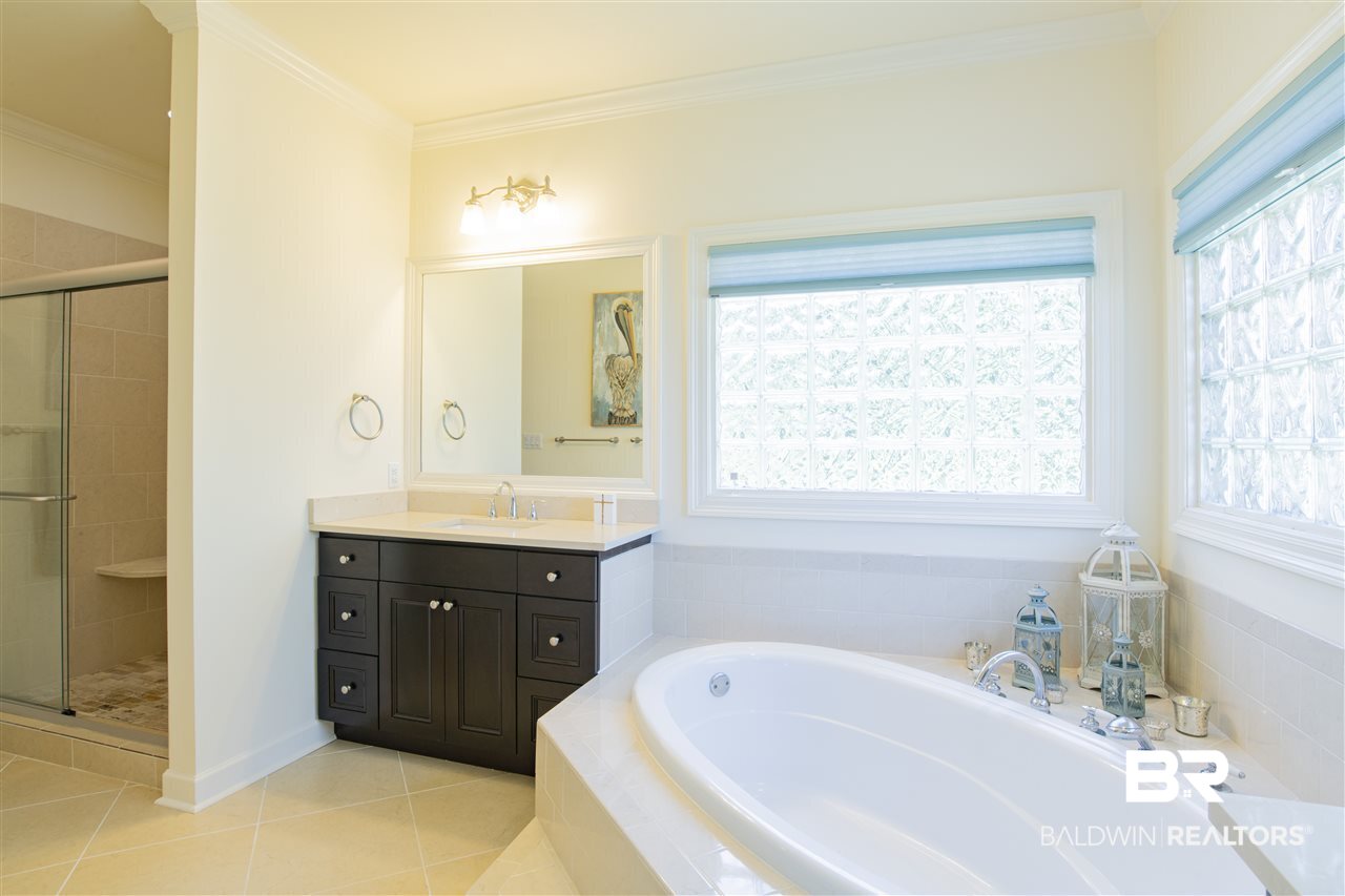 10455 County Road 1 Fairhope, AL 36532 - Photo 23 of 44 Master Bath