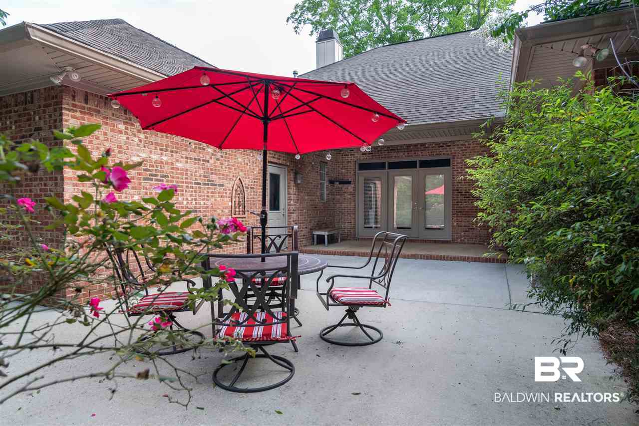9030 Lake View Drive Fairhope, AL 36532 - Photo 4 of 34