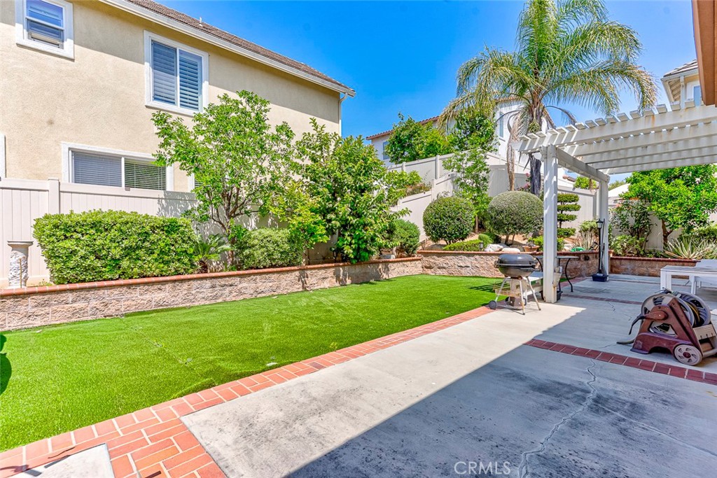 1341 Nicolas Way Fullerton, CA 92833 - Photo 8 of 41