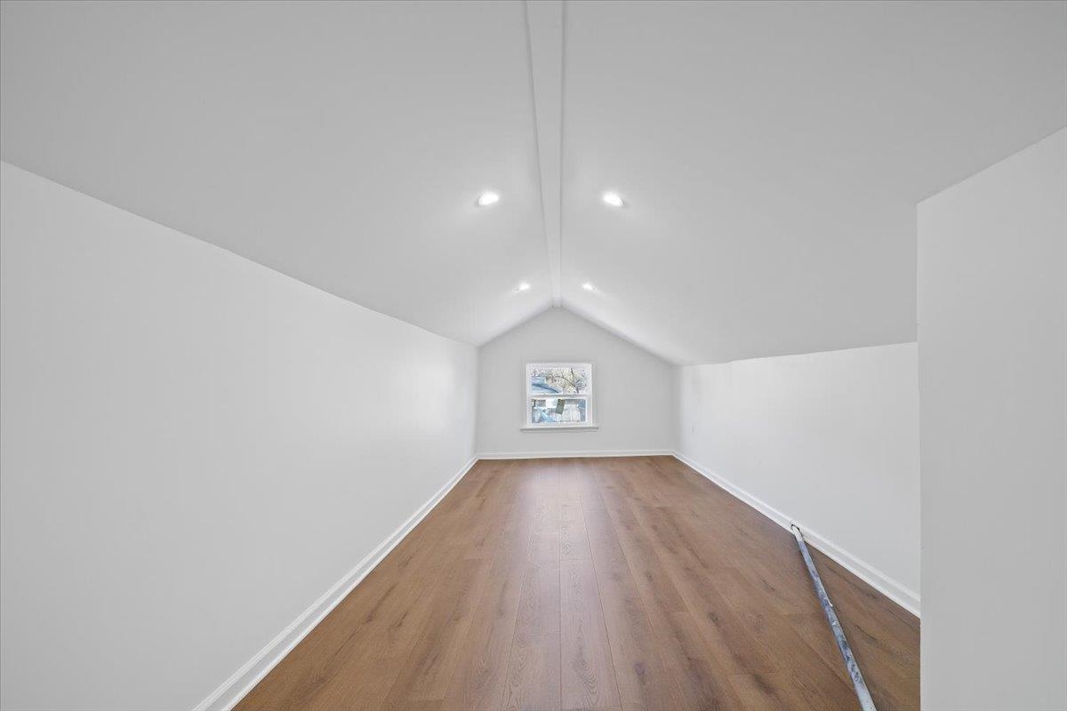 1676 Miller Farms Road Germantown, TN 38138 - Photo 27 of 37 Vaulted ceiling with recessed lighting