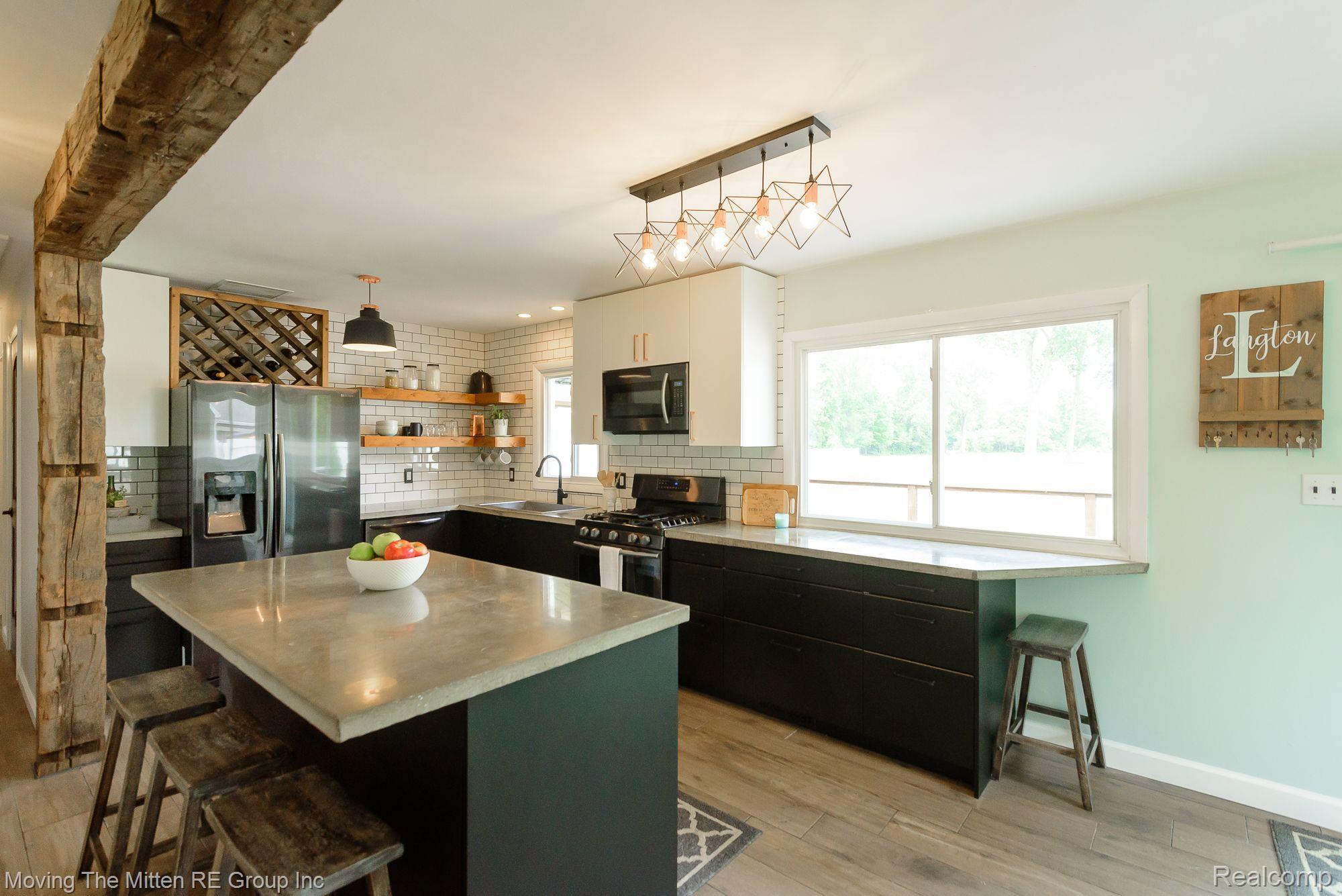 40302 Robbe Road Belleville, MI 48111 - Photo 12 of 73 Gallery Image 12