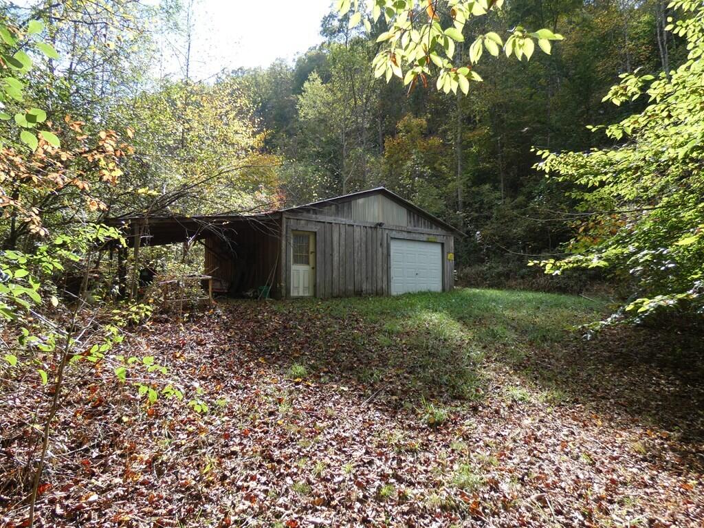 27448 Poor Valley Road Saltville, VA 24370 - Photo 33 of 42 80989_36