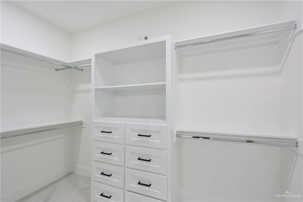 8042 North 51st Street McAllen, TX 78504 - Photo 15 of 25