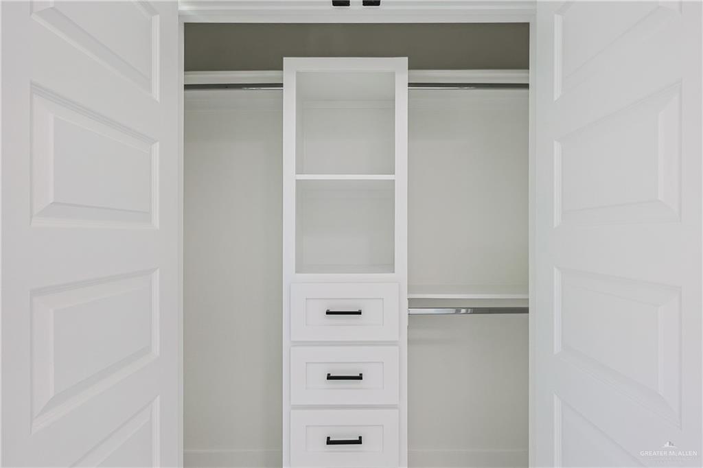 8042 North 51st Street McAllen, TX 78504 - Photo 18 of 25