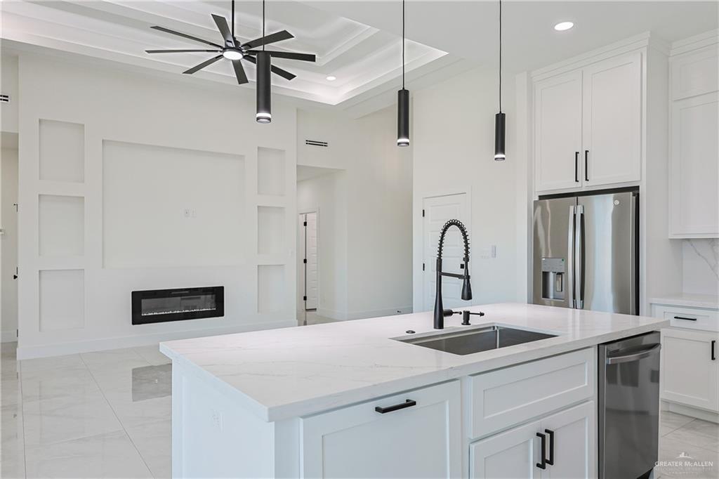 8042 North 51st Street McAllen, TX 78504 - Photo 6 of 25