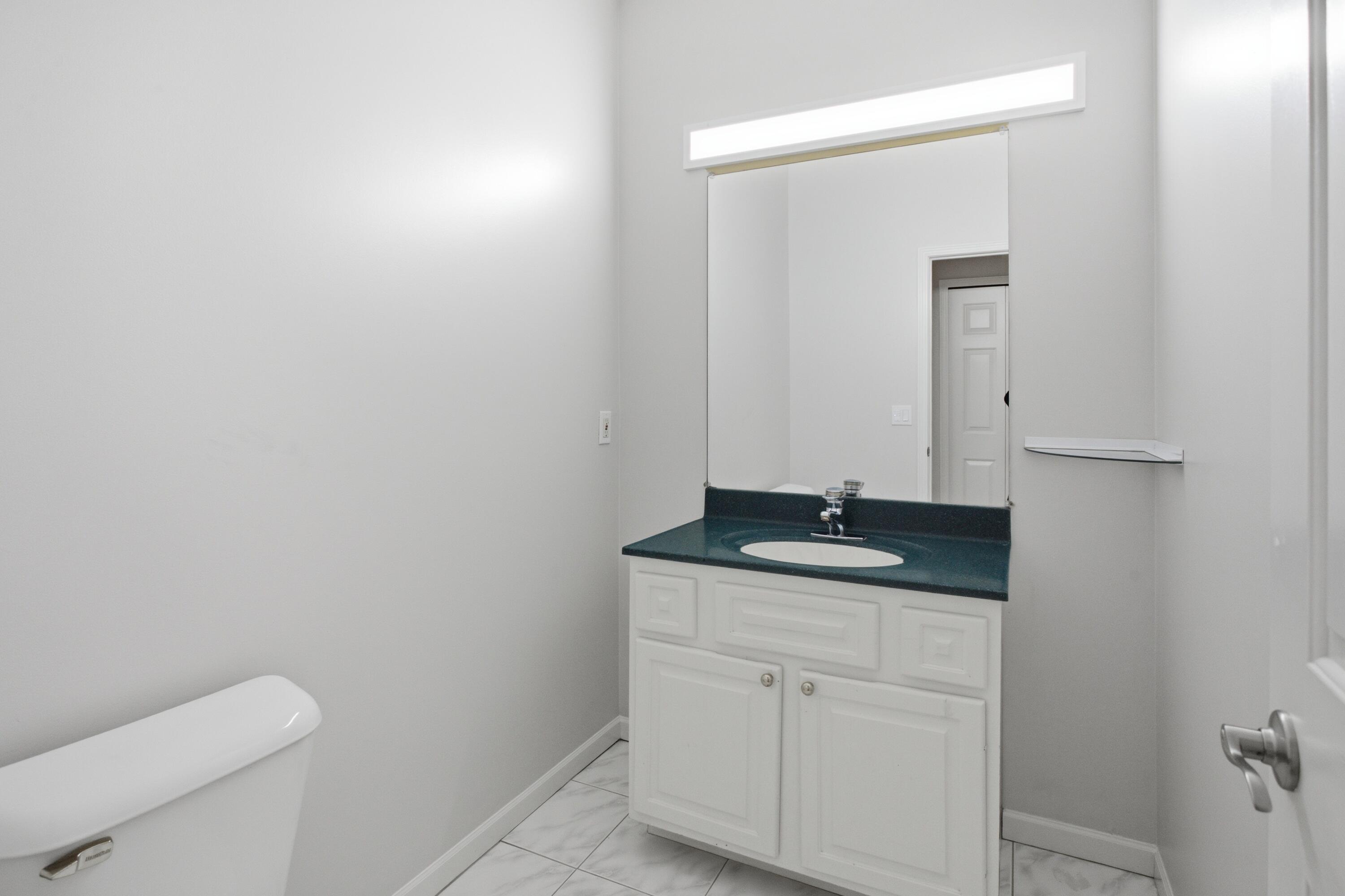 2189 Clinton View Circle Rochester Hills, MI 48309 - Photo 19 of 77 IMG_8002