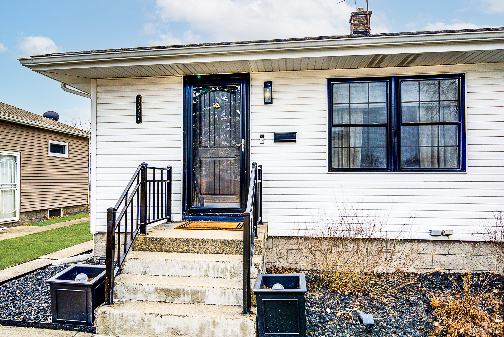 3527 Lake Street Lansing, IL 60438 - Photo 2 of 23