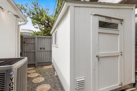 a view of a storage & utility room