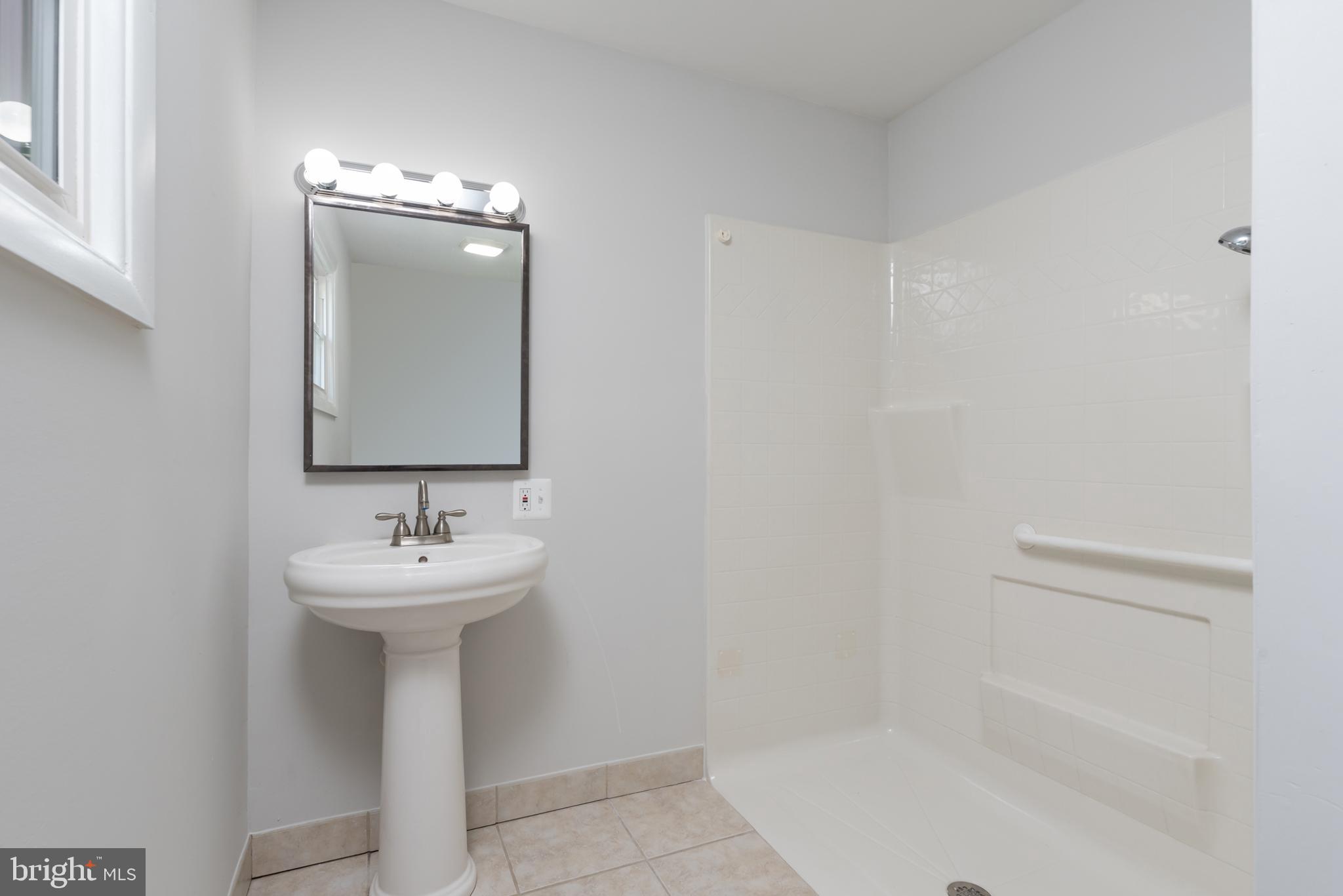 5231 Troy Road Richmond, VA 23224 - Photo 16 of 32 Gallery Image 16