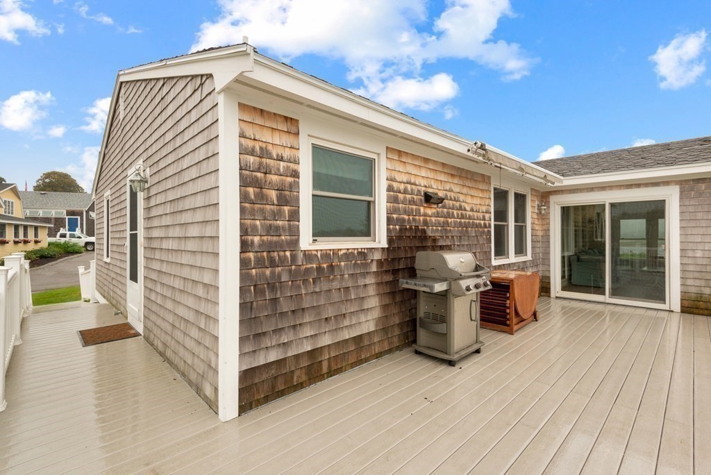 63 River Road Ipswich, MA 01938 - Photo 18 of 31