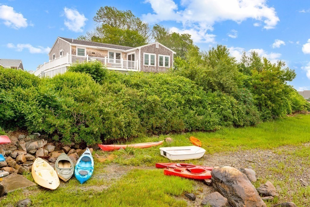 63 River Road Ipswich, MA 01938 - Photo 3 of 31