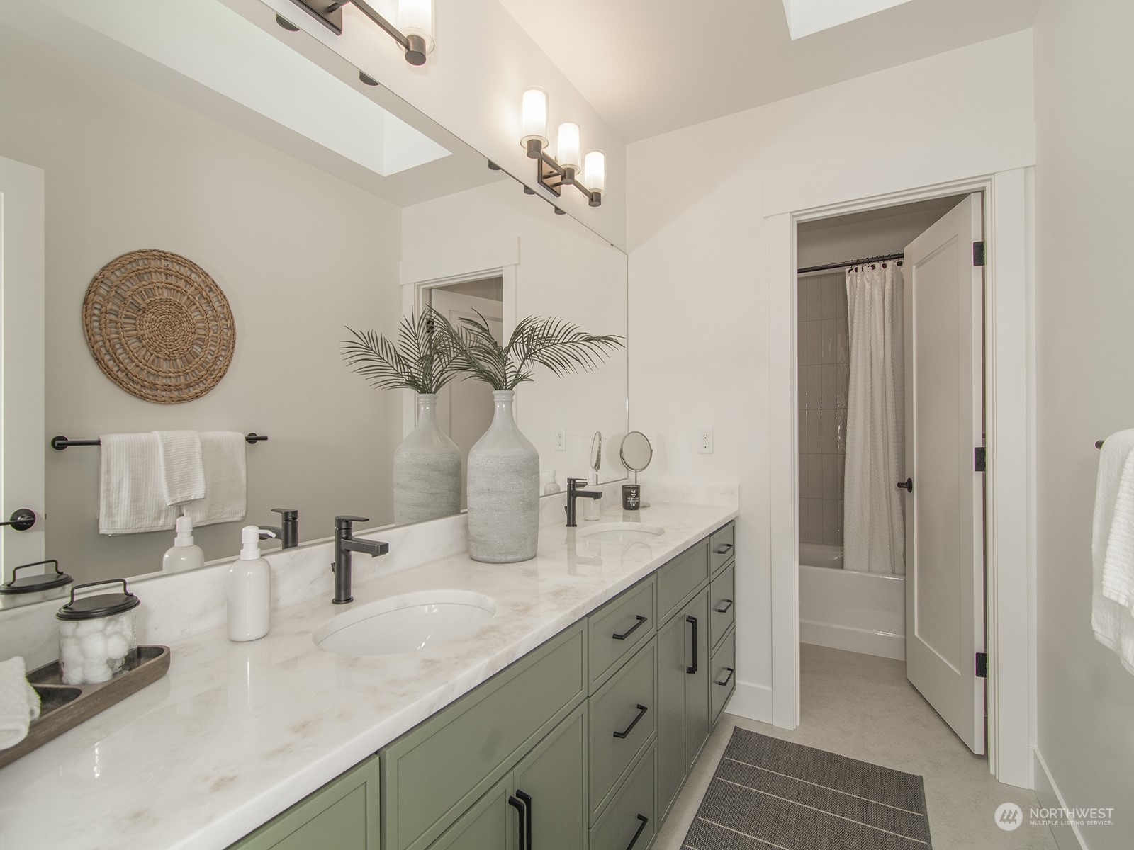 3741 Southwest 98th Street Seattle, WA 98126 - Photo 23 of 35 Gallery Image 23